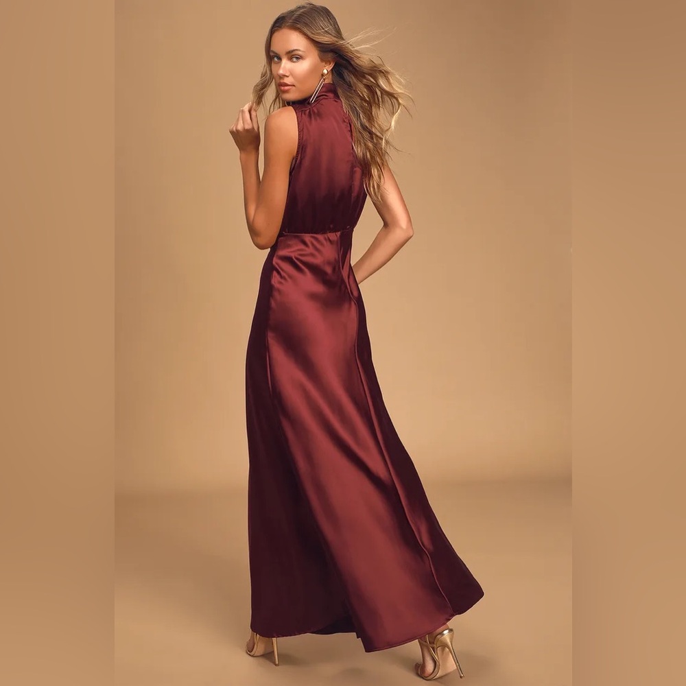 NWT!! Size M. Lulu’s Classic Elegance Wine Satin Sleeveless Mock Neck Maxi Dress